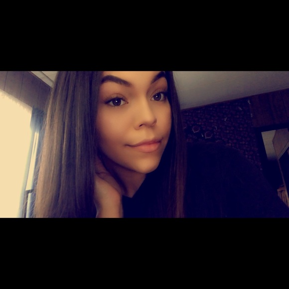 Meet your Posher, Jaymi - Picture 1 of 1